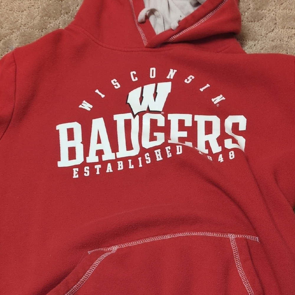 Fanatics Red Wisconsin Badgers Sweater